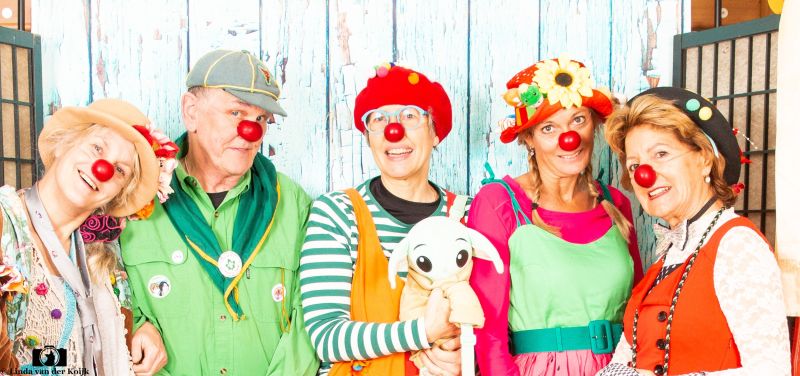 Clowns 13